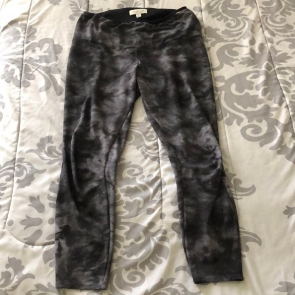 Rachel Zoe Yoga pants, Running pants, leggings. Size M